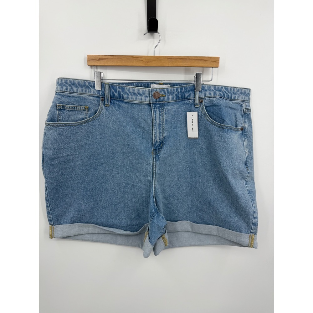 Lane Bryant Boyfriend Midi Short Women 22 Blue Light Wash Cuffed Mid-Rise Denim